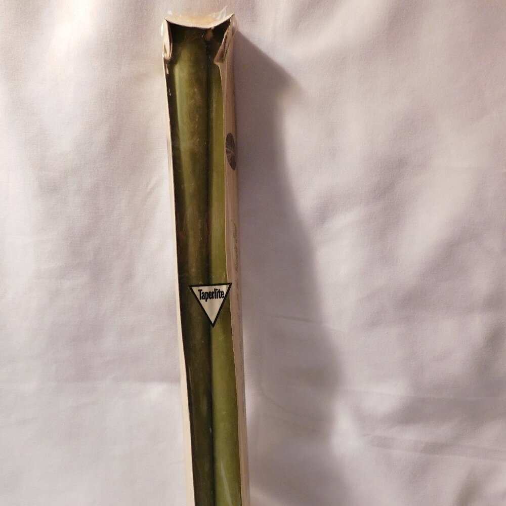 Vintage Will & Baumer Taperlite 15 inch Green Candles NEW in Package